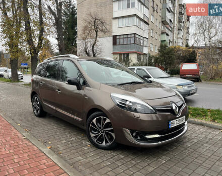 Коричневый Рено Гранд Сценик, объемом двигателя 2 л и пробегом 254 тыс. км за 9400 $, фото 1 на Automoto.ua