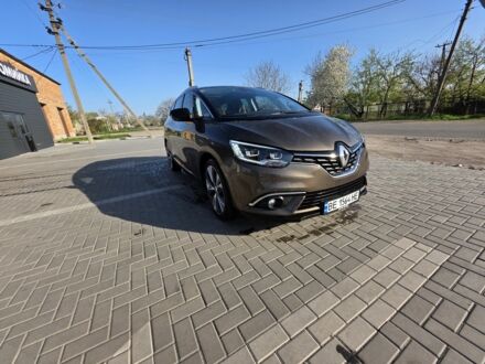 Коричневый Рено Гранд Сценик, объемом двигателя 1.6 л и пробегом 206 тыс. км за 15000 $, фото 1 на Automoto.ua