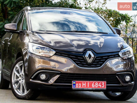 Коричневый Рено Гранд Сценик, объемом двигателя 0 л и пробегом 198 тыс. км за 16500 $, фото 1 на Automoto.ua