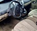 Красный Рено Гранд Сценик, объемом двигателя 1.6 л и пробегом 300 тыс. км за 3700 $, фото 11 на Automoto.ua