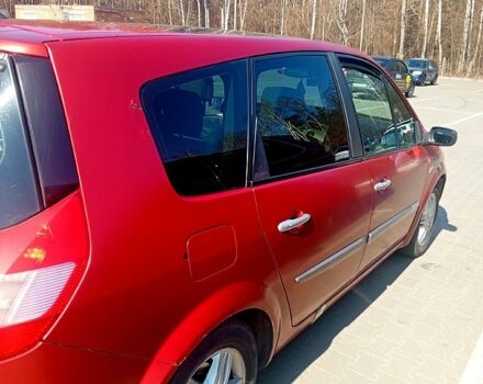 Червоний Рено Гранд Сценік, об'ємом двигуна 2 л та пробігом 400 тис. км за 4900 $, фото 3 на Automoto.ua