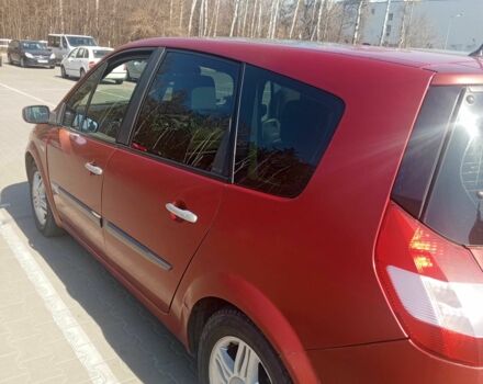 Красный Рено Гранд Сценик, объемом двигателя 2 л и пробегом 400 тыс. км за 4900 $, фото 5 на Automoto.ua