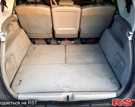 Червоний Рено Гранд Сценік, об'ємом двигуна 1.9 л та пробігом 319 тис. км за 5300 $, фото 11 на Automoto.ua