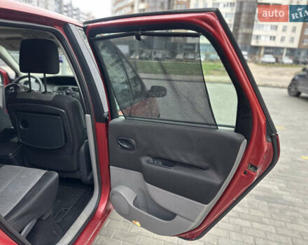 Красный Рено Гранд Сценик, объемом двигателя 1.59 л и пробегом 200 тыс. км за 3500 $, фото 32 на Automoto.ua