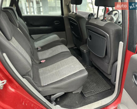 Красный Рено Гранд Сценик, объемом двигателя 1.59 л и пробегом 200 тыс. км за 3500 $, фото 27 на Automoto.ua