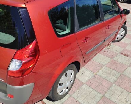 Красный Рено Гранд Сценик, объемом двигателя 1.6 л и пробегом 176 тыс. км за 5000 $, фото 13 на Automoto.ua