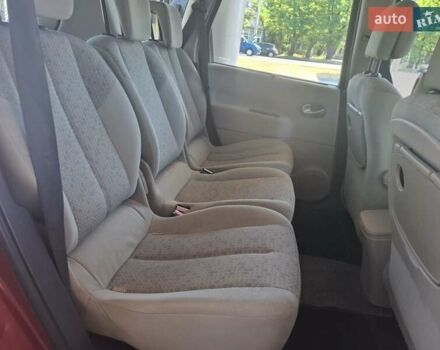 Красный Рено Гранд Сценик, объемом двигателя 1.87 л и пробегом 225 тыс. км за 5900 $, фото 15 на Automoto.ua