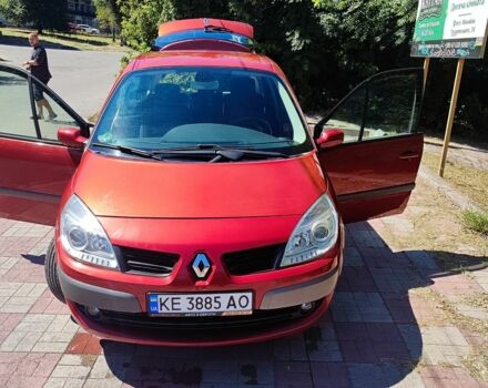 Красный Рено Гранд Сценик, объемом двигателя 1.6 л и пробегом 176 тыс. км за 5000 $, фото 20 на Automoto.ua