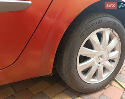 Красный Рено Гранд Сценик, объемом двигателя 2 л и пробегом 360 тыс. км за 5199 $, фото 7 на Automoto.ua