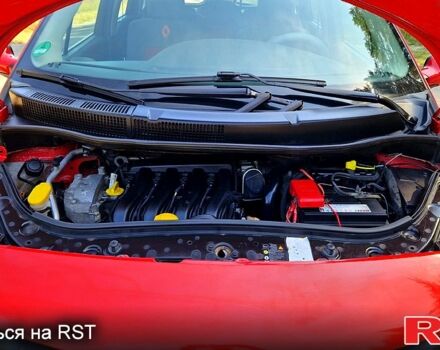 Красный Рено Гранд Сценик, объемом двигателя 1.6 л и пробегом 195 тыс. км за 4750 $, фото 8 на Automoto.ua