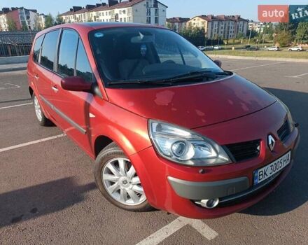 Красный Рено Гранд Сценик, объемом двигателя 2 л и пробегом 360 тыс. км за 5199 $, фото 5 на Automoto.ua
