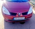Красный Рено Гранд Сценик, объемом двигателя 2 л и пробегом 202 тыс. км за 5900 $, фото 1 на Automoto.ua