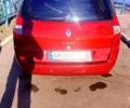 Красный Рено Гранд Сценик, объемом двигателя 2 л и пробегом 202 тыс. км за 5900 $, фото 2 на Automoto.ua