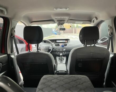 Червоний Рено Гранд Сценік, об'ємом двигуна 1.4 л та пробігом 210 тис. км за 3850 $, фото 15 на Automoto.ua