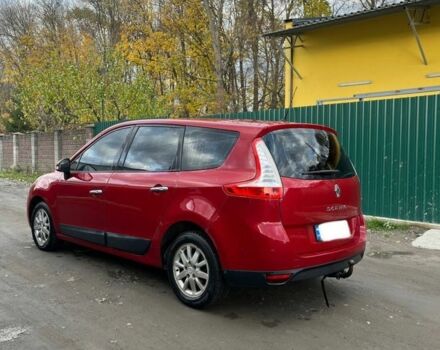 Червоний Рено Гранд Сценік, об'ємом двигуна 1.4 л та пробігом 210 тис. км за 3850 $, фото 8 на Automoto.ua