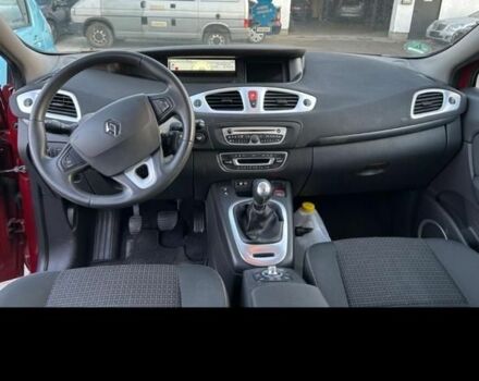 Красный Рено Гранд Сценик, объемом двигателя 1.4 л и пробегом 201 тыс. км за 5999 $, фото 4 на Automoto.ua