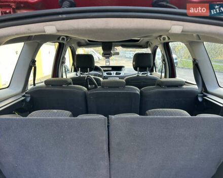 Красный Рено Гранд Сценик, объемом двигателя 1.9 л и пробегом 289 тыс. км за 6500 $, фото 16 на Automoto.ua