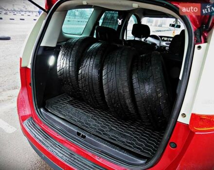 Красный Рено Гранд Сценик, объемом двигателя 2 л и пробегом 270 тыс. км за 7700 $, фото 17 на Automoto.ua