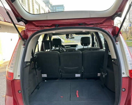 Красный Рено Гранд Сценик, объемом двигателя 1.9 л и пробегом 289 тыс. км за 6500 $, фото 14 на Automoto.ua