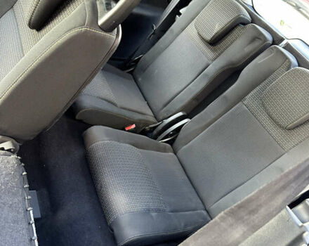 Красный Рено Гранд Сценик, объемом двигателя 1.9 л и пробегом 289 тыс. км за 6500 $, фото 19 на Automoto.ua