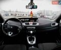 Красный Рено Гранд Сценик, объемом двигателя 2 л и пробегом 270 тыс. км за 7700 $, фото 16 на Automoto.ua