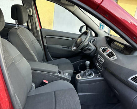 Красный Рено Гранд Сценик, объемом двигателя 1.9 л и пробегом 289 тыс. км за 6500 $, фото 22 на Automoto.ua