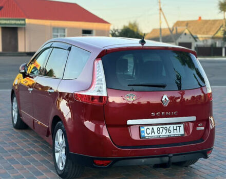 Красный Рено Гранд Сценик, объемом двигателя 2 л и пробегом 270 тыс. км за 7700 $, фото 9 на Automoto.ua