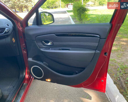 Червоний Рено Гранд Сценік, об'ємом двигуна 1.4 л та пробігом 247 тис. км за 6450 $, фото 46 на Automoto.ua