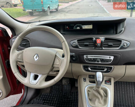 Красный Рено Гранд Сценик, объемом двигателя 1.5 л и пробегом 290 тыс. км за 6950 $, фото 48 на Automoto.ua