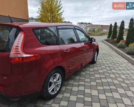 Червоний Рено Гранд Сценік, об'ємом двигуна 1.5 л та пробігом 251 тис. км за 7900 $, фото 4 на Automoto.ua