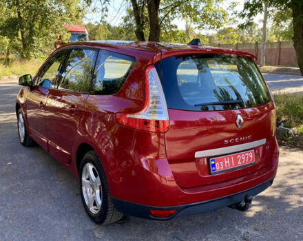 Красный Рено Гранд Сценик, объемом двигателя 1.4 л и пробегом 198 тыс. км за 7750 $, фото 3 на Automoto.ua