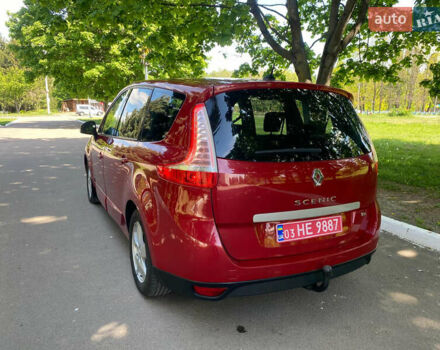 Червоний Рено Гранд Сценік, об'ємом двигуна 1.4 л та пробігом 247 тис. км за 6450 $, фото 1 на Automoto.ua