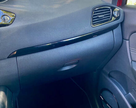 Красный Рено Гранд Сценик, объемом двигателя 1.4 л и пробегом 198 тыс. км за 7750 $, фото 29 на Automoto.ua