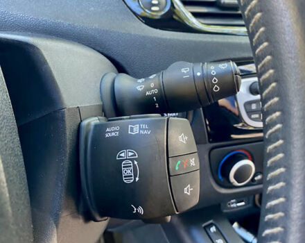 Красный Рено Гранд Сценик, объемом двигателя 1.4 л и пробегом 198 тыс. км за 7750 $, фото 27 на Automoto.ua