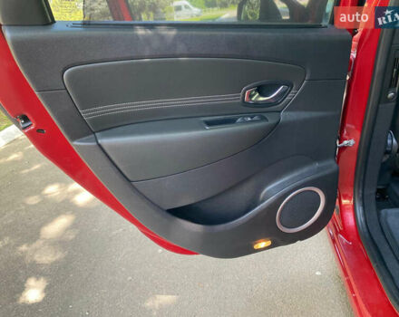 Червоний Рено Гранд Сценік, об'ємом двигуна 1.4 л та пробігом 247 тис. км за 6450 $, фото 38 на Automoto.ua