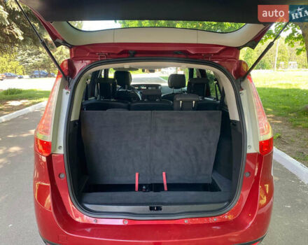 Червоний Рено Гранд Сценік, об'ємом двигуна 1.4 л та пробігом 247 тис. км за 6450 $, фото 36 на Automoto.ua