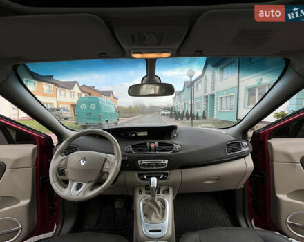 Красный Рено Гранд Сценик, объемом двигателя 1.5 л и пробегом 290 тыс. км за 6950 $, фото 46 на Automoto.ua