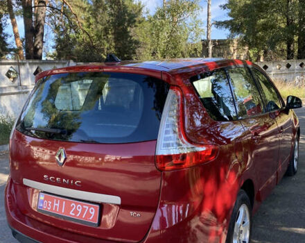 Красный Рено Гранд Сценик, объемом двигателя 1.4 л и пробегом 198 тыс. км за 7750 $, фото 5 на Automoto.ua