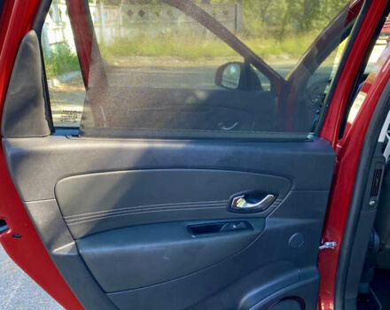 Красный Рено Гранд Сценик, объемом двигателя 1.4 л и пробегом 198 тыс. км за 7750 $, фото 24 на Automoto.ua