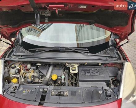 Червоний Рено Гранд Сценік, об'ємом двигуна 1.5 л та пробігом 251 тис. км за 7900 $, фото 6 на Automoto.ua