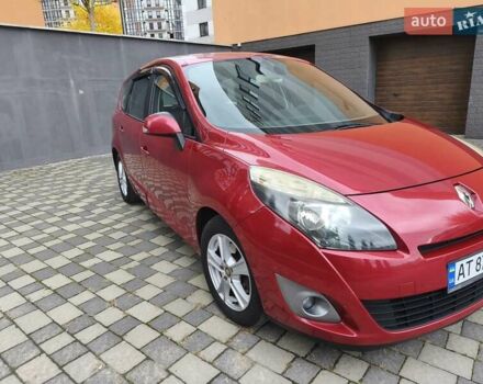 Червоний Рено Гранд Сценік, об'ємом двигуна 1.5 л та пробігом 251 тис. км за 7900 $, фото 5 на Automoto.ua