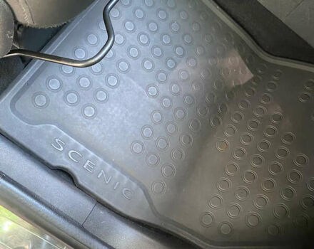 Червоний Рено Гранд Сценік, об'ємом двигуна 1.4 л та пробігом 247 тис. км за 6450 $, фото 57 на Automoto.ua