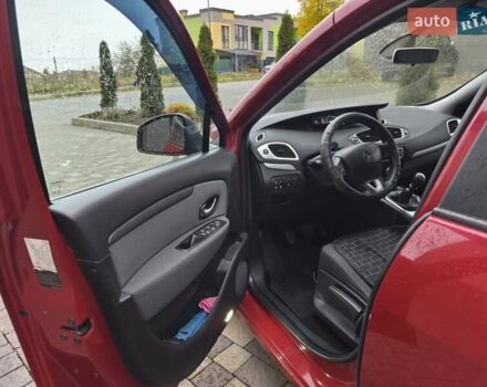 Червоний Рено Гранд Сценік, об'ємом двигуна 1.5 л та пробігом 251 тис. км за 7900 $, фото 13 на Automoto.ua