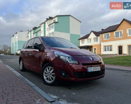 Красный Рено Гранд Сценик, объемом двигателя 1.5 л и пробегом 290 тыс. км за 6950 $, фото 5 на Automoto.ua