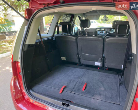 Червоний Рено Гранд Сценік, об'ємом двигуна 1.4 л та пробігом 247 тис. км за 6450 $, фото 44 на Automoto.ua