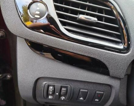 Красный Рено Гранд Сценик, объемом двигателя 1.6 л и пробегом 249 тыс. км за 8500 $, фото 18 на Automoto.ua