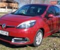 Червоний Рено Гранд Сценік, об'ємом двигуна 1.5 л та пробігом 296 тис. км за 8900 $, фото 1 на Automoto.ua