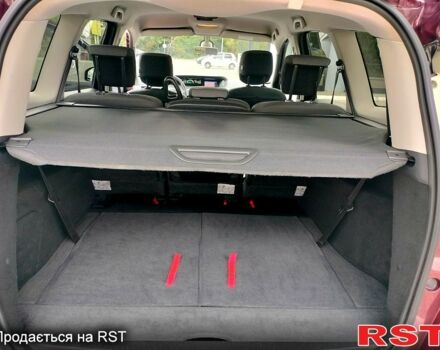 Красный Рено Гранд Сценик, объемом двигателя 1.5 л и пробегом 242 тыс. км за 8600 $, фото 2 на Automoto.ua