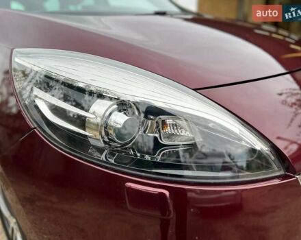 Красный Рено Гранд Сценик, объемом двигателя 2 л и пробегом 227 тыс. км за 10200 $, фото 2 на Automoto.ua