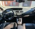 Красный Рено Гранд Сценик, объемом двигателя 1.5 л и пробегом 278 тыс. км за 7700 $, фото 10 на Automoto.ua